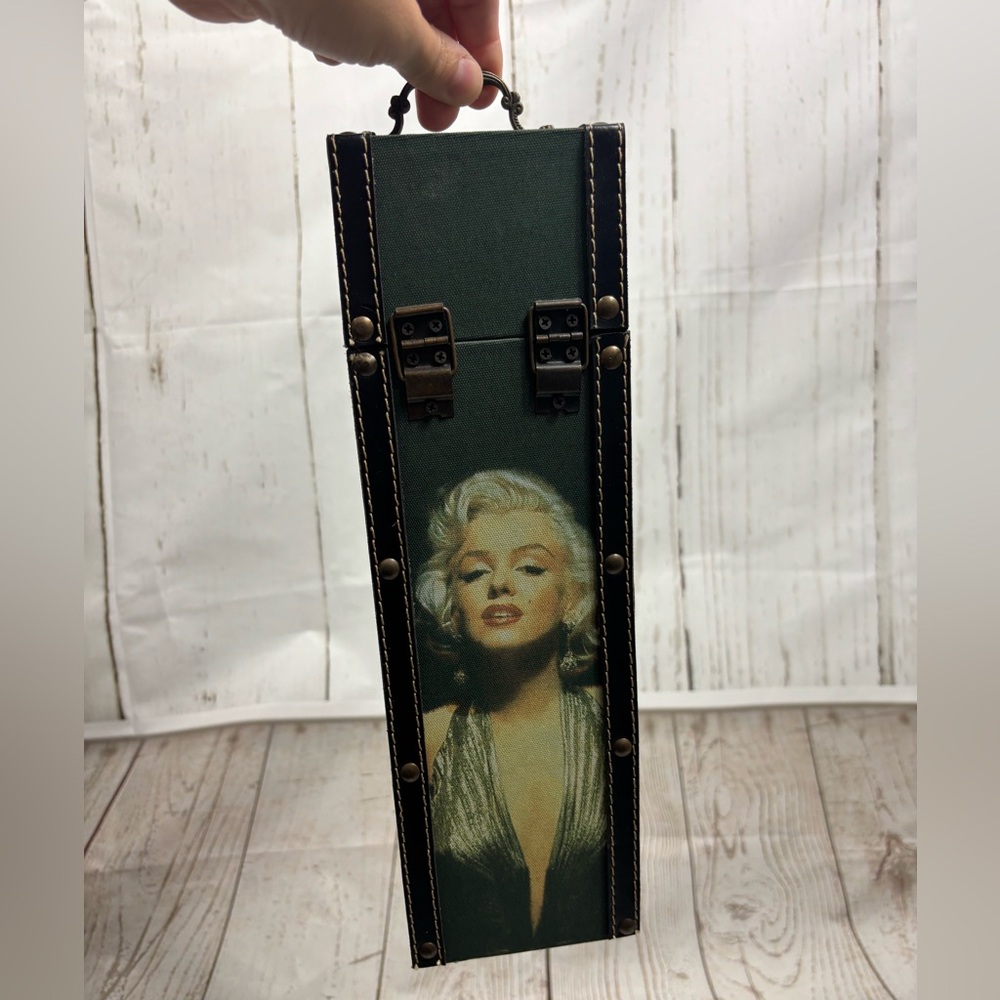 Marilyn Monroe Wine Bottle Carrier Art Photo Case